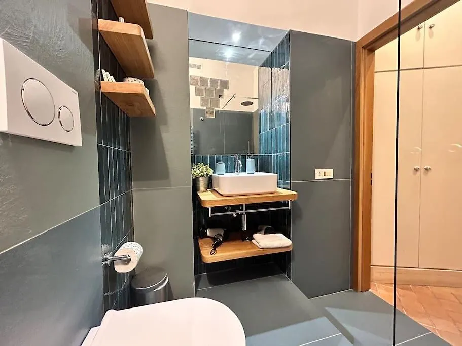 Elegant 3 Bedrooms Apartment Colosseum - San Giovanni Rome