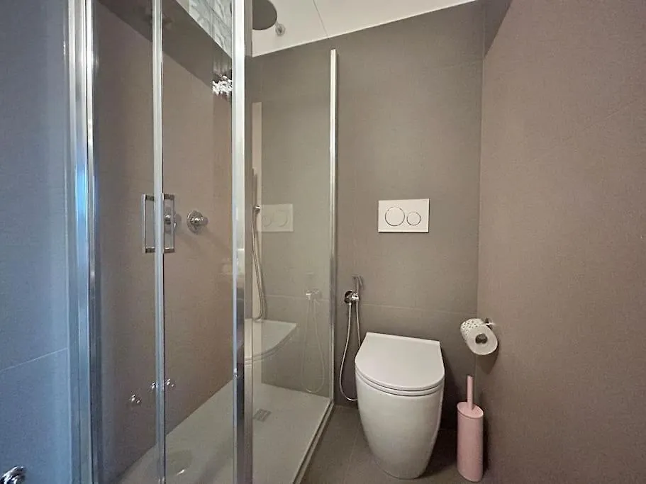 Elegant 3 Bedrooms Apartment Colosseum - San Giovanni Rome Italy