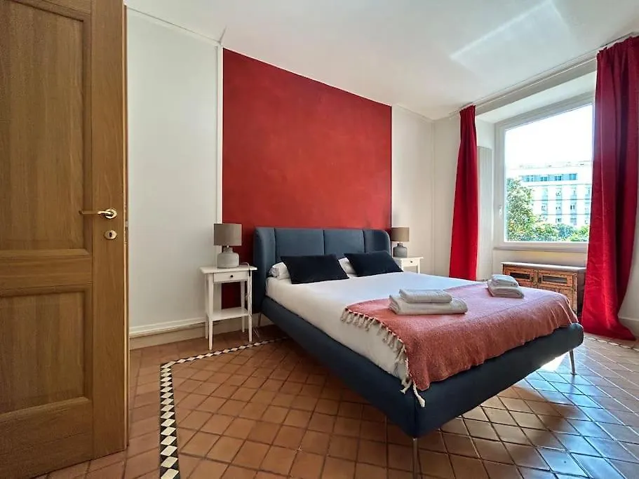 Elegant 3 Bedrooms Apartment Colosseum - San Giovanni Rome