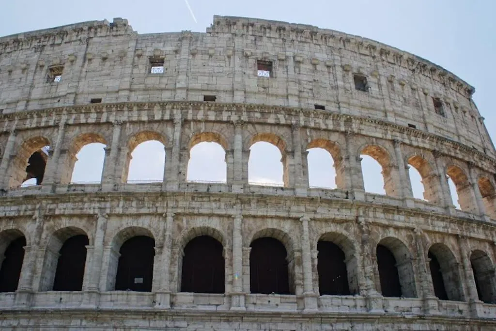 Elegant 3 Bedrooms Apartment Colosseum - San Giovanni Rome Italy