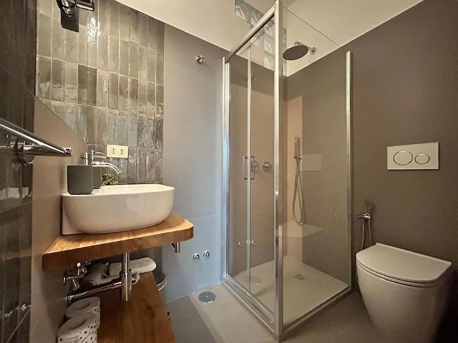Elegant 3 Bedrooms Apartment Colosseum - San Giovanni Rome Italy