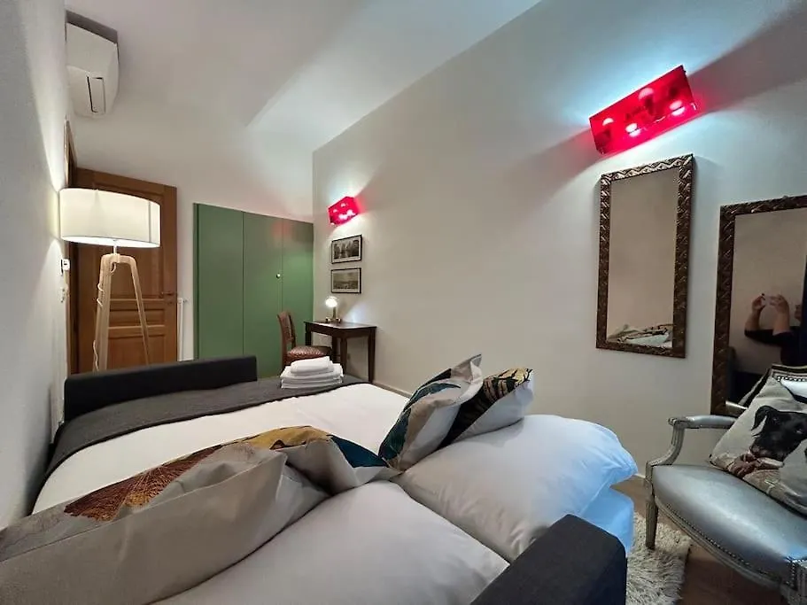 Elegant 3 Bedrooms Apartment Colosseum - San Giovanni Rome Italy